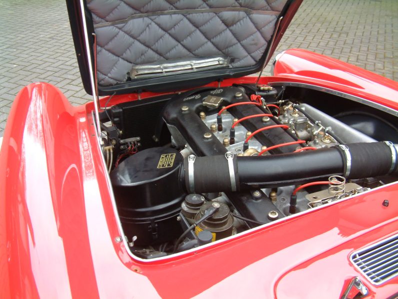 1964 Alfa Romeo 2600 Spyder by Touring of Milan full