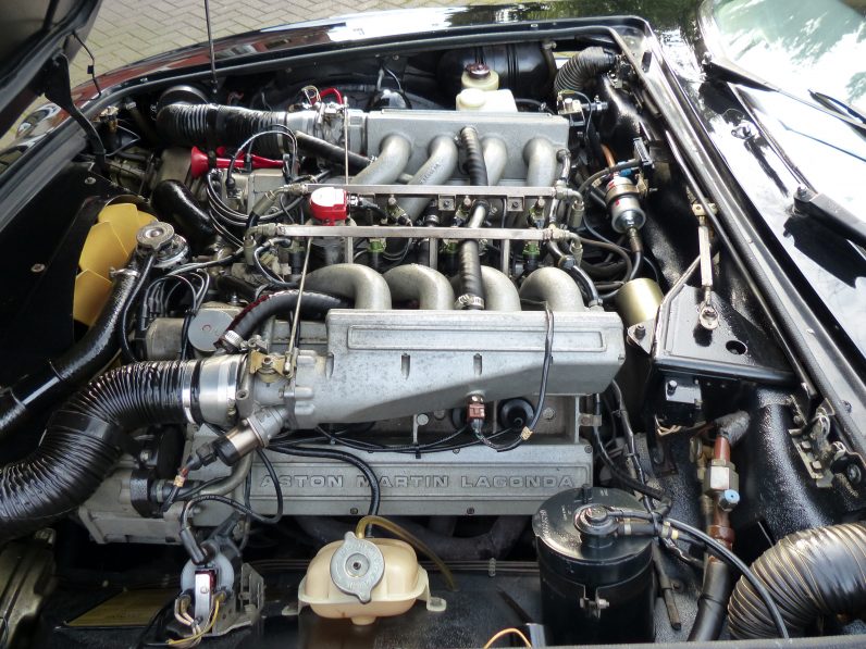 1986 Aston Martin V8 Volante EFI Automatic LHD full