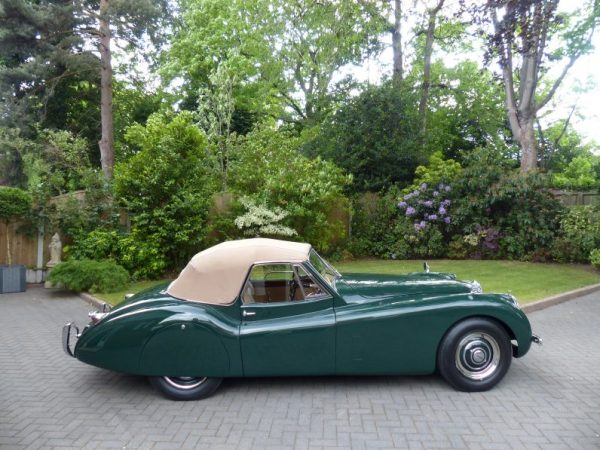 1953 Jaguar XK 120 DHC LHD 004 796x597