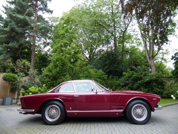 64 Maserati 3500GTI RHD 006 796x597